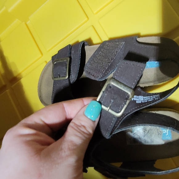 Sandals - Picture 5 of 5